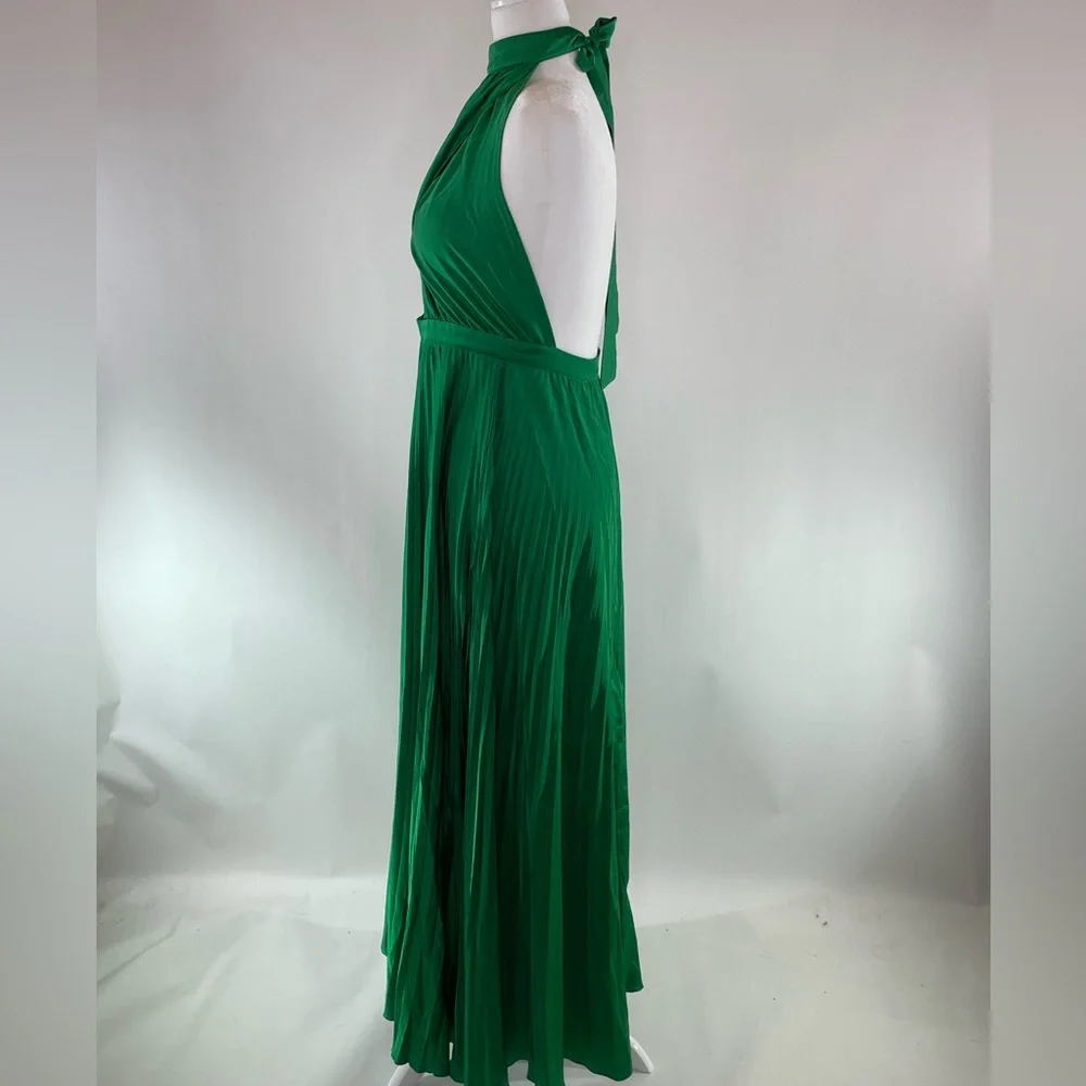 L'IDÉE Green Renaissance Gown, 14 - Picture 8 of 13